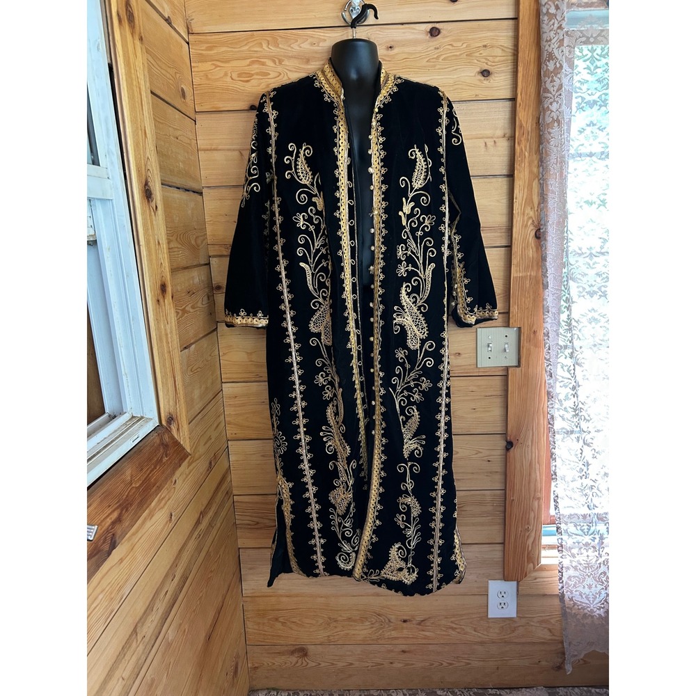 Vintage Moroccan Velvet Kaftan Mens Large Black Gold Bullion Embroidery Chapan